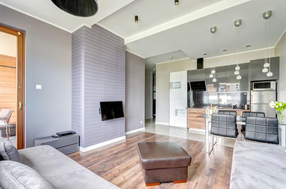 Dom & House - Apartamenty Nowe Orlowo กดิเนีย ภายนอก รูปภาพ