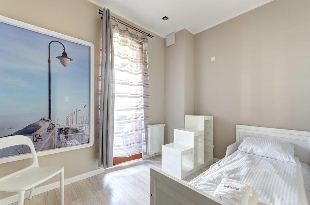 Dom & House - Apartamenty Nowe Orlowo กดิเนีย ภายนอก รูปภาพ